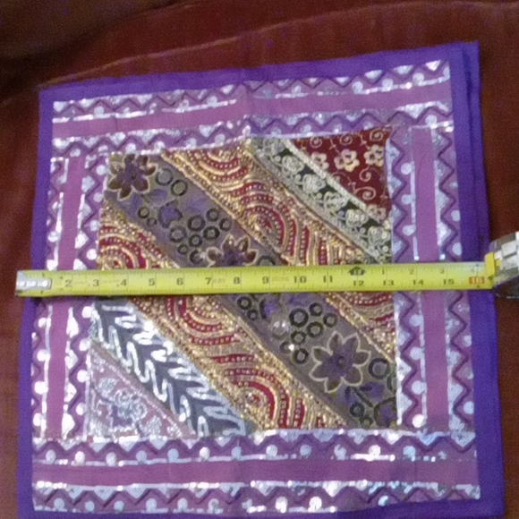 Sequined pillow covers - Picture 5 of 5